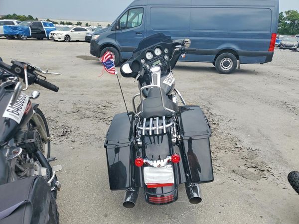 2012 HARLEY-DAVIDSON FLHX