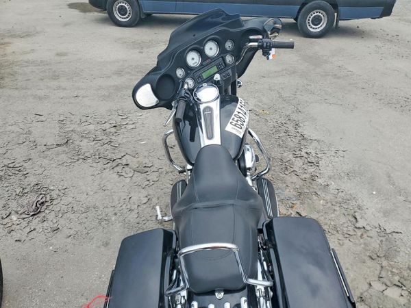 2012 HARLEY-DAVIDSON FLHX