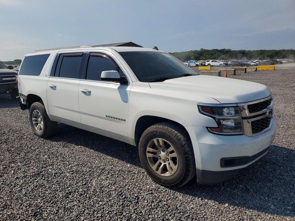 2015 CHEVROLET SUBURBAN LT