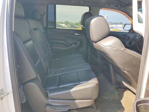 2015 CHEVROLET SUBURBAN LT