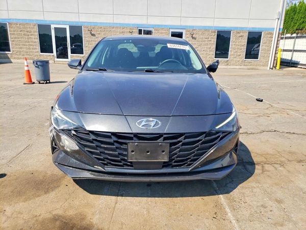 2023 HYUNDAI ELANTRA SEL w/Convenience Pkg