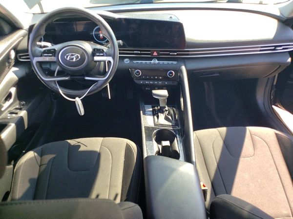 2023 HYUNDAI ELANTRA SEL w/Convenience Pkg