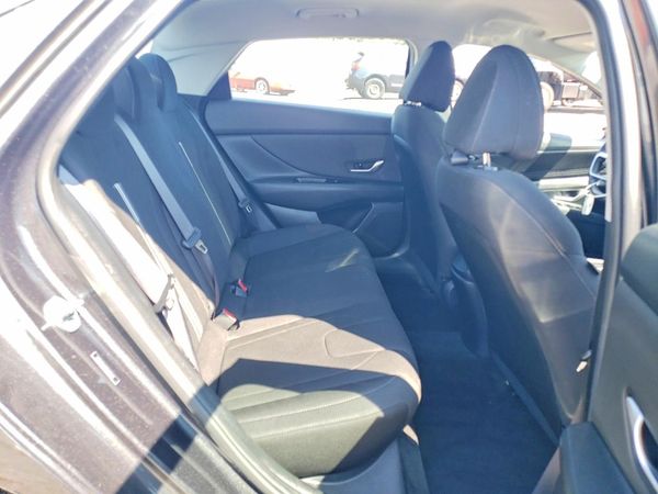 2023 HYUNDAI ELANTRA SEL w/Convenience Pkg