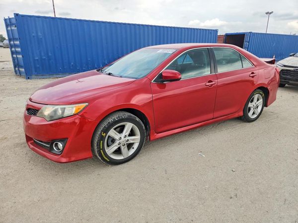 2013 TOYOTA CAMRY