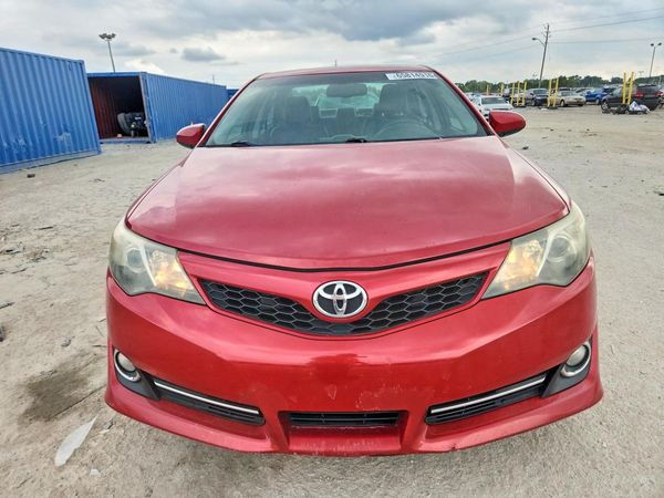 2013 TOYOTA CAMRY