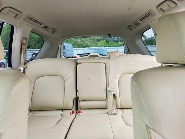 2012 INFINITI QX56 BASE