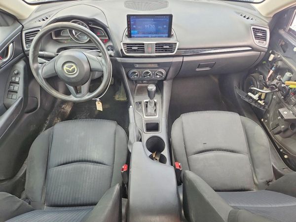 2015 MAZDA 3 SV/Base