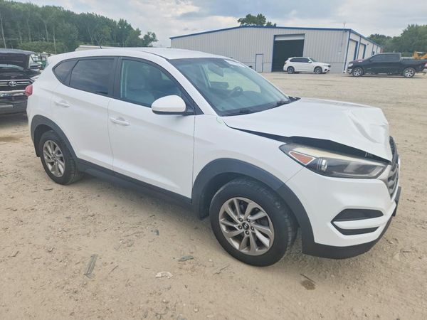 2018 HYUNDAI TUCSON SE Standard