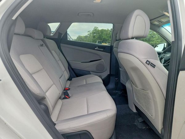 2018 HYUNDAI TUCSON SE Standard