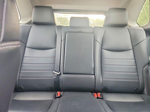 2020 TOYOTA RAV4 XLE HV