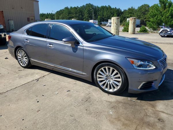 2013 LEXUS LS — Passenger 3/4