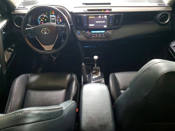 2017 TOYOTA RAV4 Ltd Hybrid