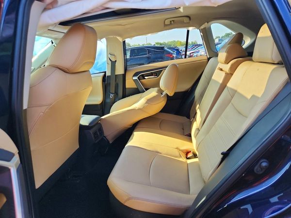 2023 TOYOTA RAV4 Limited