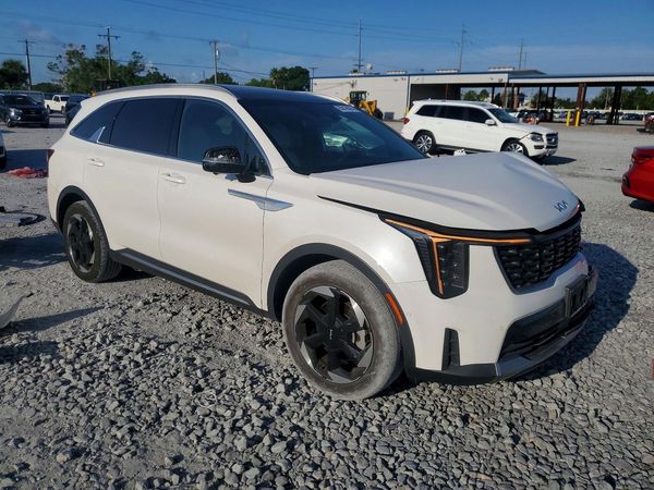 2025 KIA SORENTO