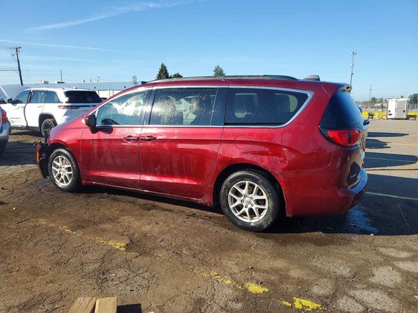 2021 CHRYSLER VOYAGER