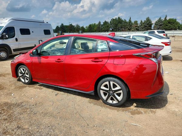2018 TOYOTA PRIUS