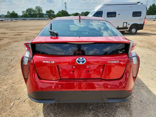 2018 TOYOTA PRIUS