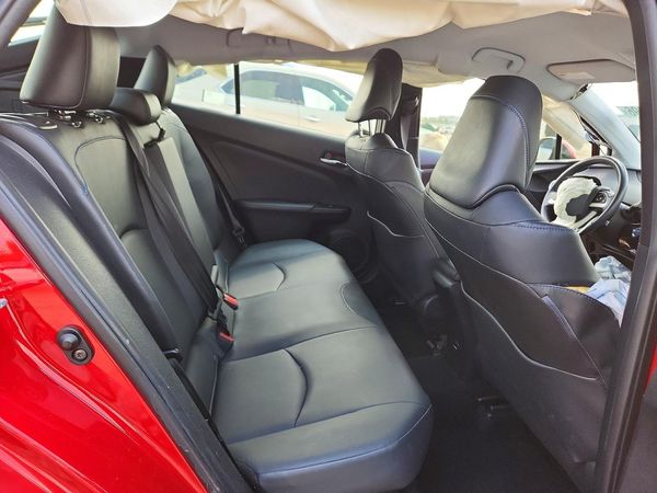 2018 TOYOTA PRIUS