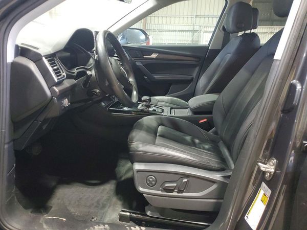 2021 AUDI Q5 quattro Premium Plus — DENT
