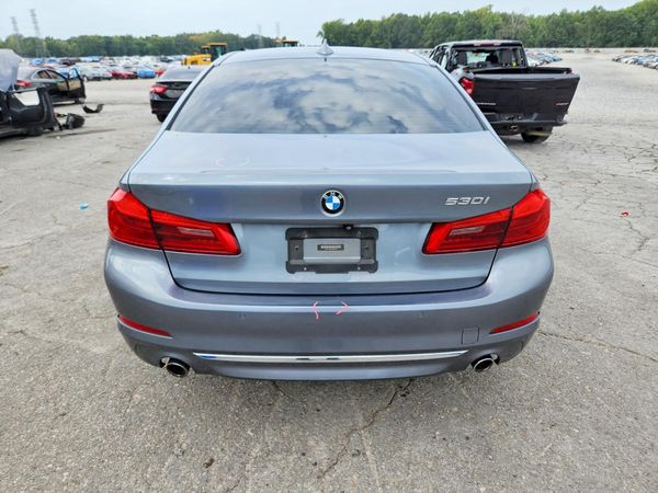 2019 BMW 530