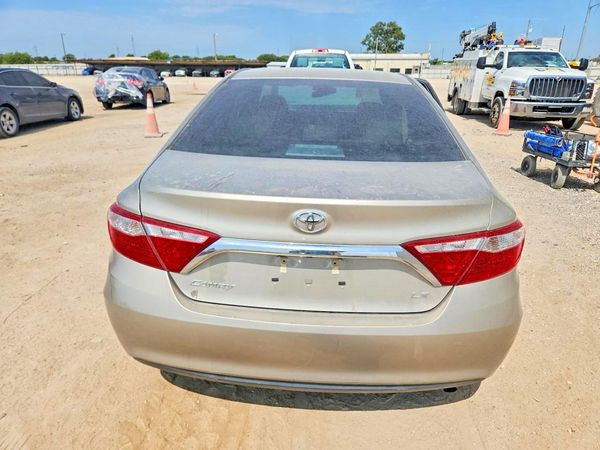 2017 TOYOTA CAMRY