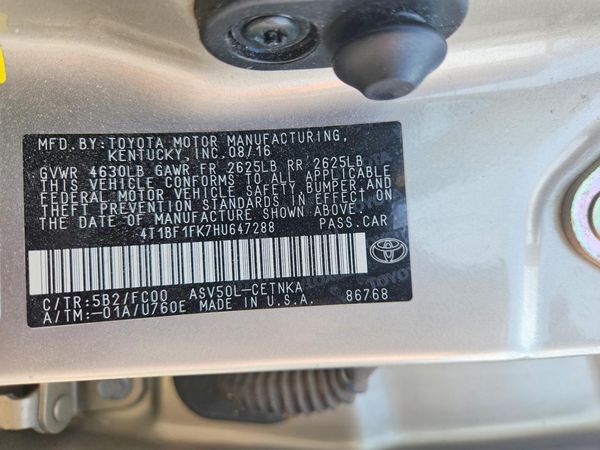 2017 TOYOTA CAMRY