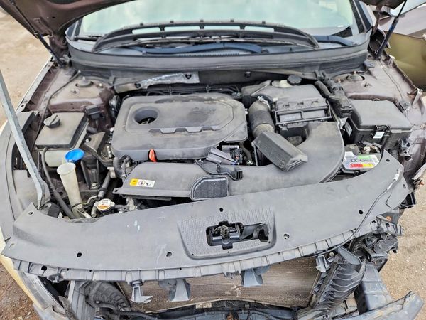 2017 HYUNDAI SONATA SE, Eco