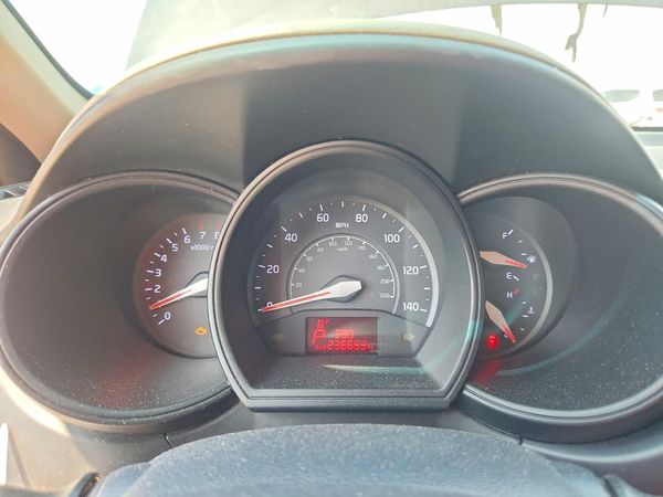 2015 KIA RIO
