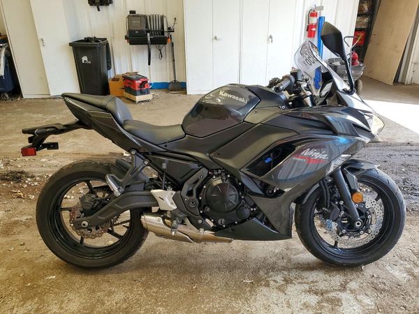 2026 KAWASAKI EX650