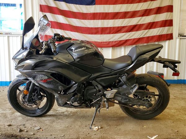 2026 KAWASAKI EX650