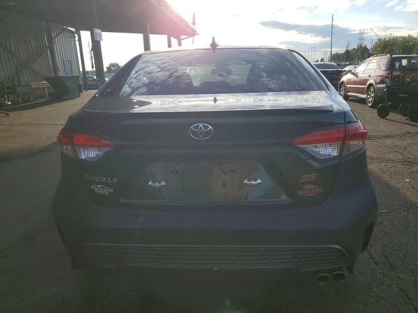 2022 TOYOTA COROLLA SE