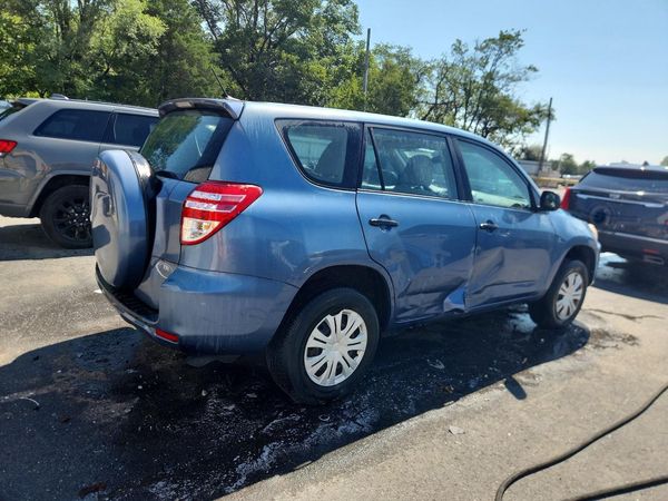 2012 TOYOTA RAV4 Standard