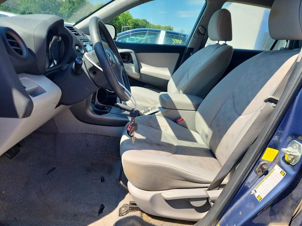2012 TOYOTA RAV4 Standard