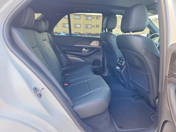 2026 MERCEDES-BENZ GLE
