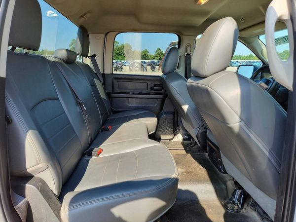 2019 RAM 1500 CLASSIC Tradesman, ST