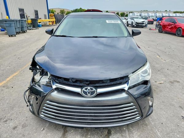 2017 TOYOTA CAMRY
