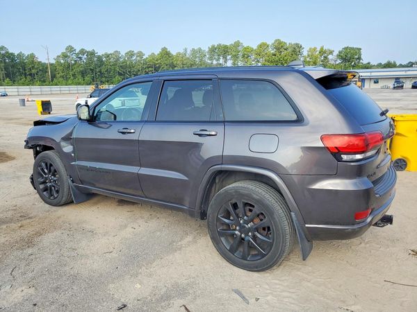 2020 JEEP GRAND CHEROKEE Laredo