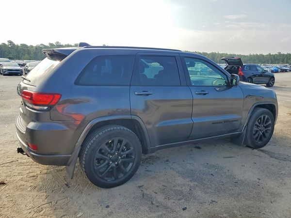 2020 JEEP GRAND CHEROKEE Laredo