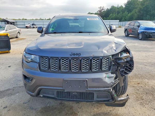 2020 JEEP GRAND CHEROKEE Laredo