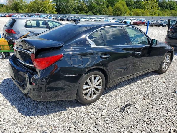 2015 INFINITI Q50