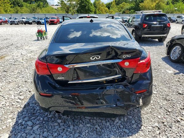 2015 INFINITI Q50