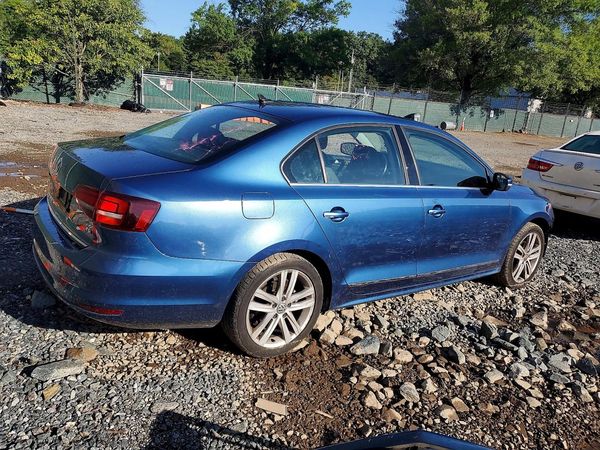 2017 VOLKSWAGEN JETTA SEL, SEL Premium