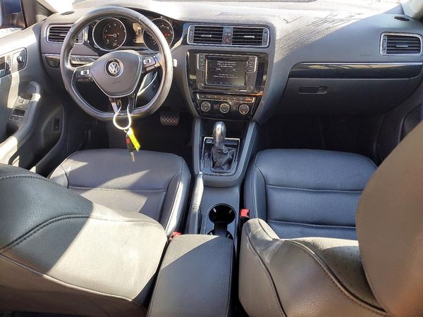 2017 VOLKSWAGEN JETTA SEL, SEL Premium