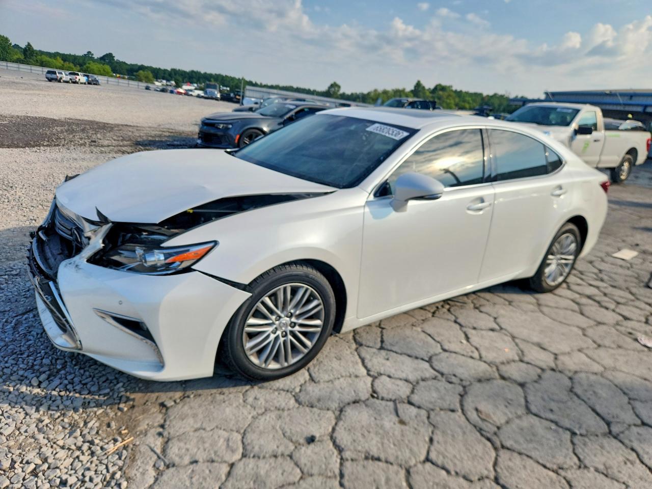 2017 LEXUS ES