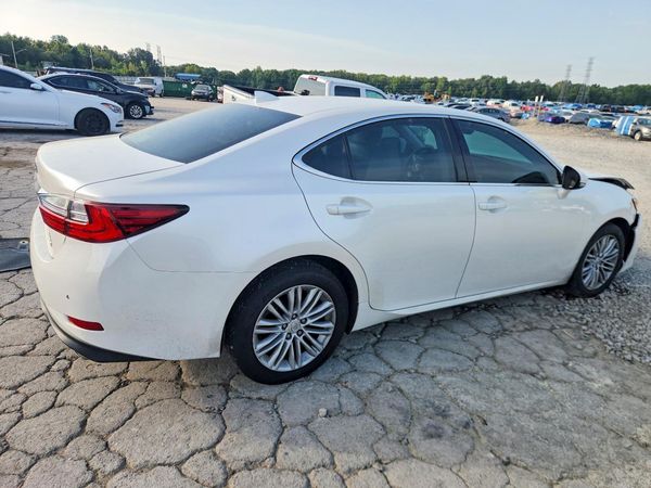 2017 LEXUS ES