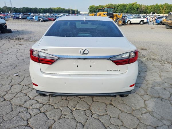 2017 LEXUS ES