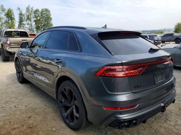 2020 AUDI Q8