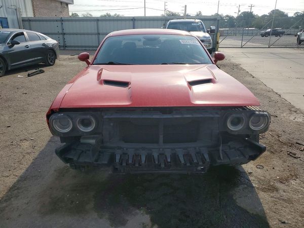2015 DODGE CHALLENGER SXT