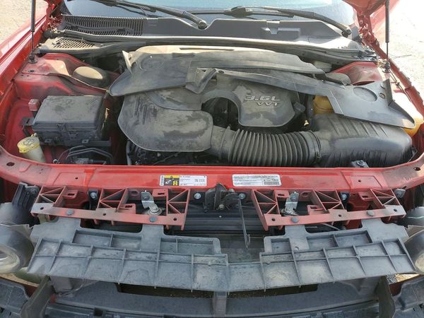 2015 DODGE CHALLENGER SXT