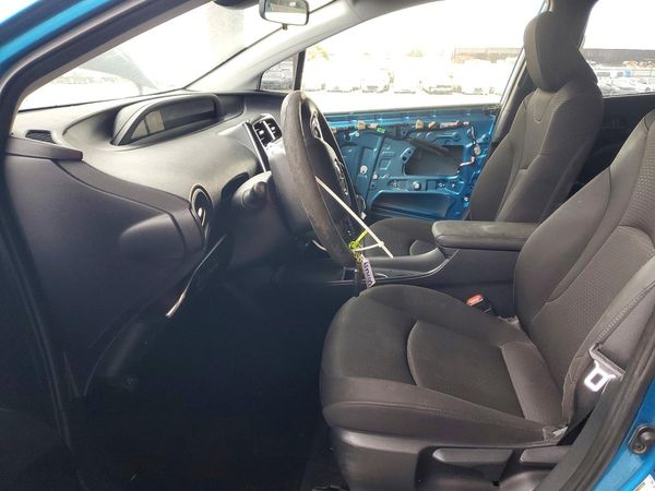 2020 TOYOTA PRIUS